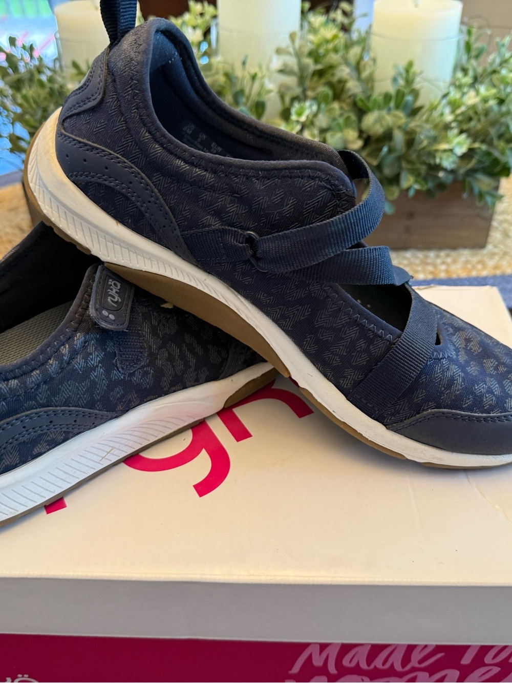 Ryka Navy Blue Mary Jane Comfort Sneakers size 8 Kallie Leporad - Picture 2 of 10